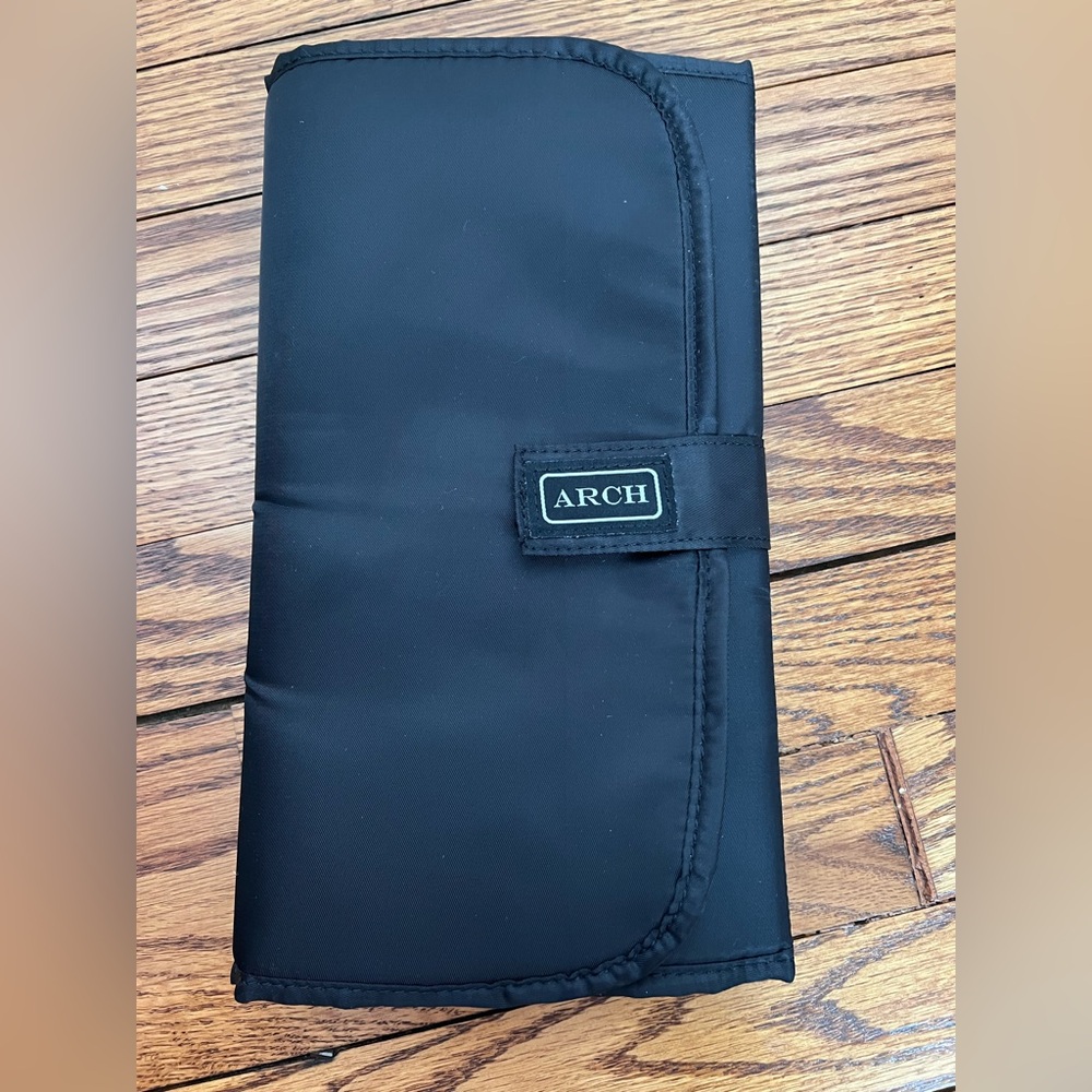 ARCH Black Diaper Change Mat